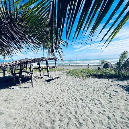 North Shore Beach Resort Baler Eksteriør billede
